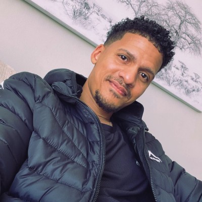 Dante Smerdon, the person behind Dee’s Hub